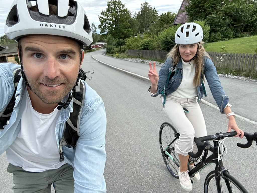 Unni og Eirik på sykkeltur